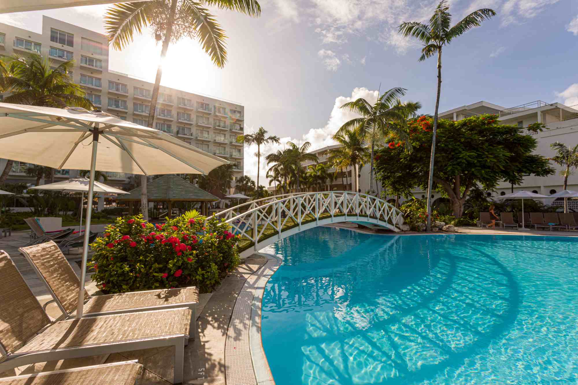 oasis pool st maarten